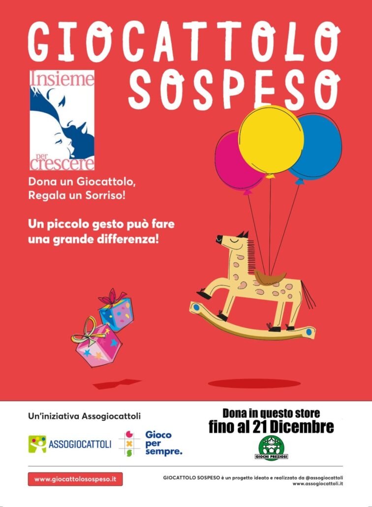 Poster per il "Giocattolo Sospeso" con un cavallo a dondolo che tiene in mano palloncini e scatole regalo, per promuovere le donazioni di giocattoli per i bambini, con istruzioni e loghi in basso.